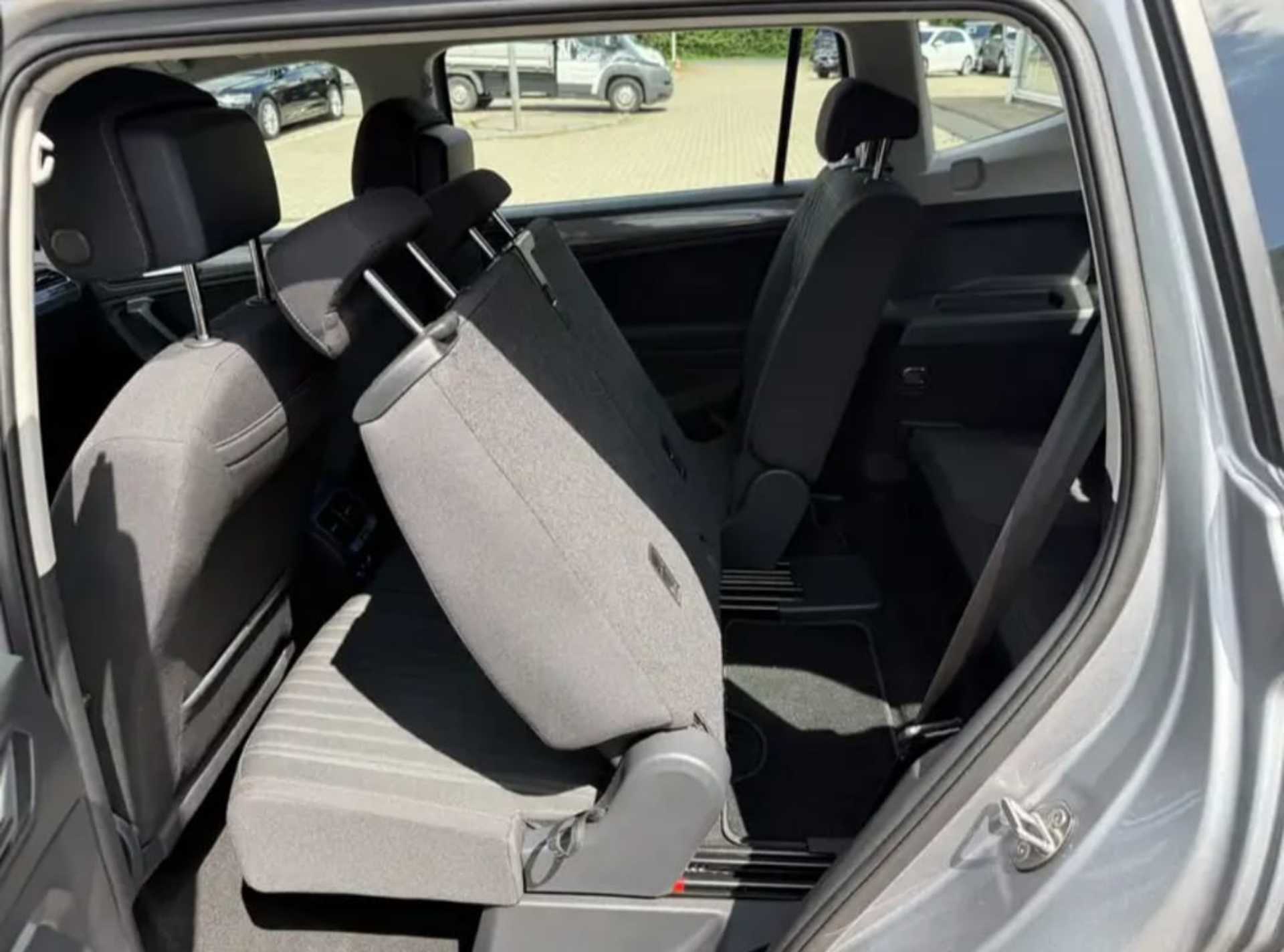 Volkswagen Tiguan - 6
