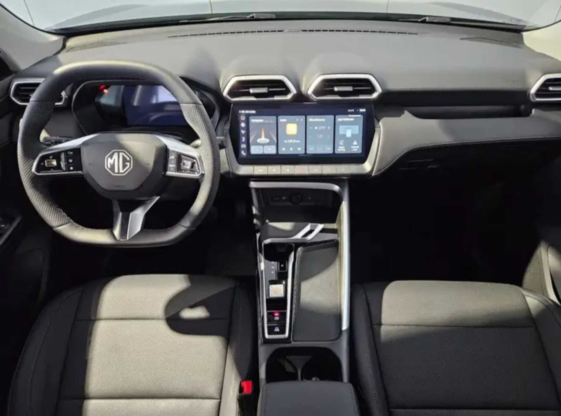 MG ZS - 3