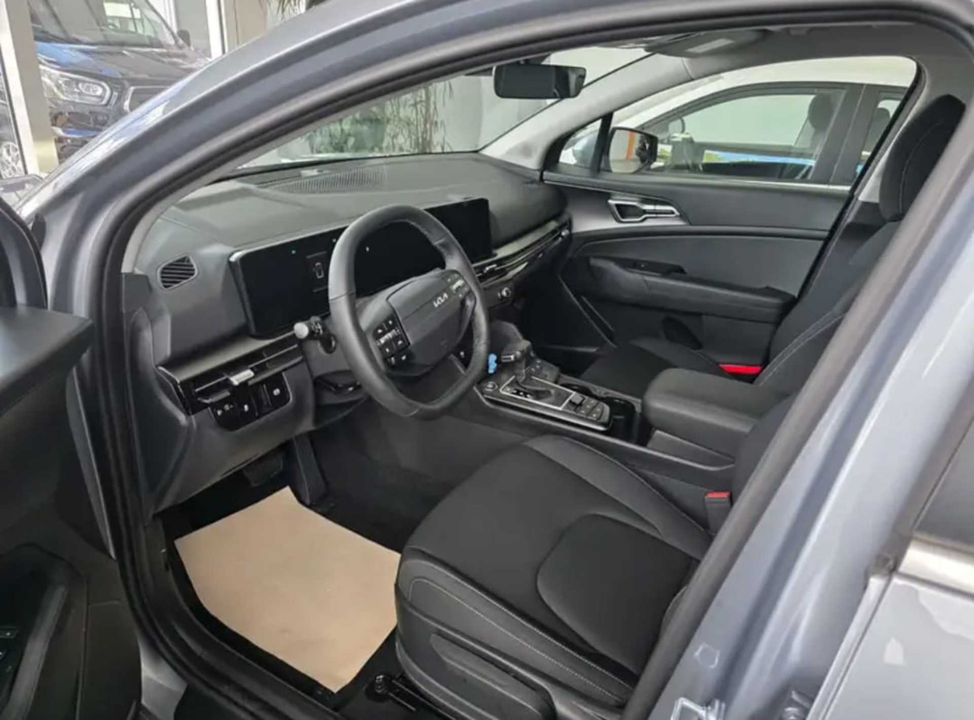 Kia Sportage - 2