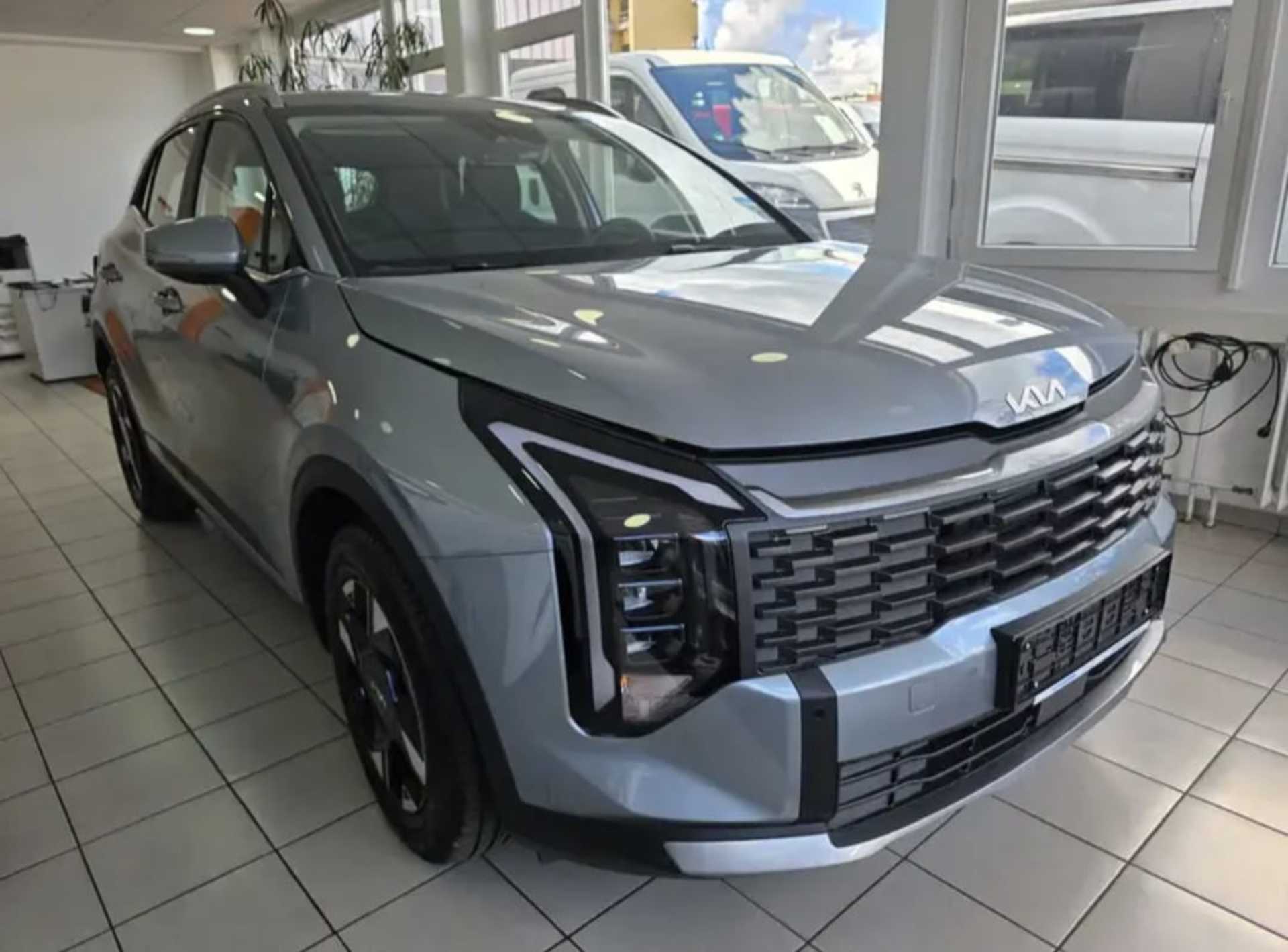 Kia Sportage - 1