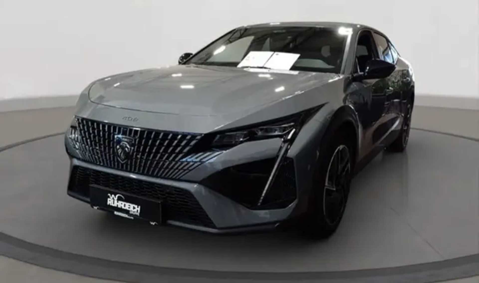 Peugeot 408 - 1