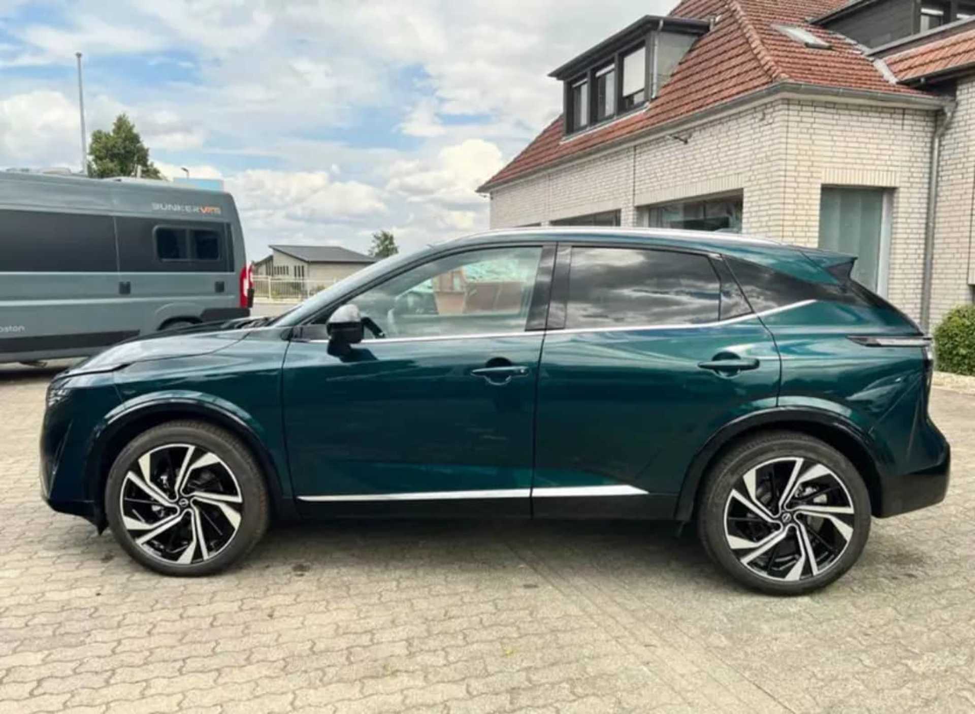 Nissan Qashqai 1.3 DIG-T  - 8
