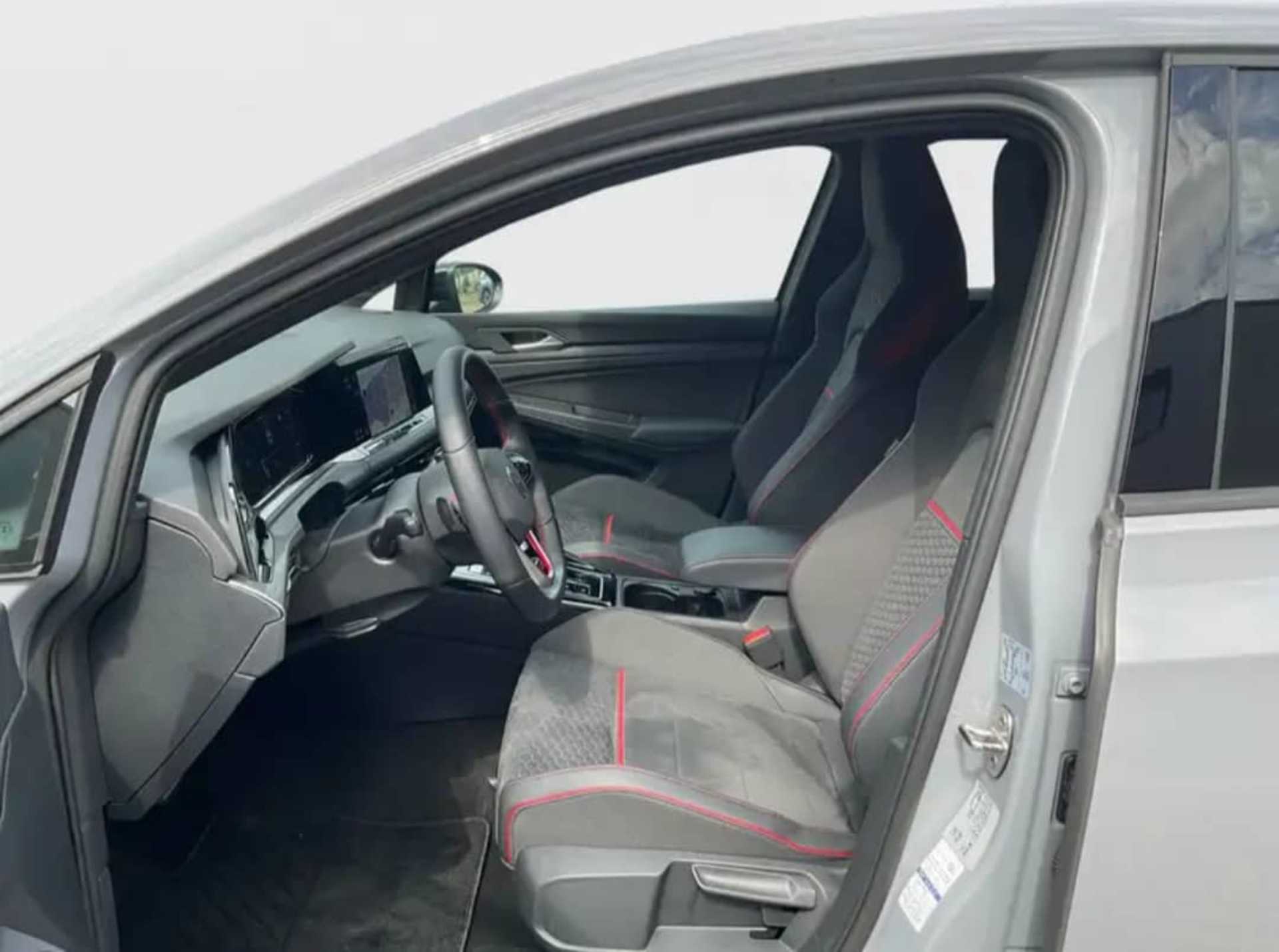 Volkswagen Golf VIII GTI - 5