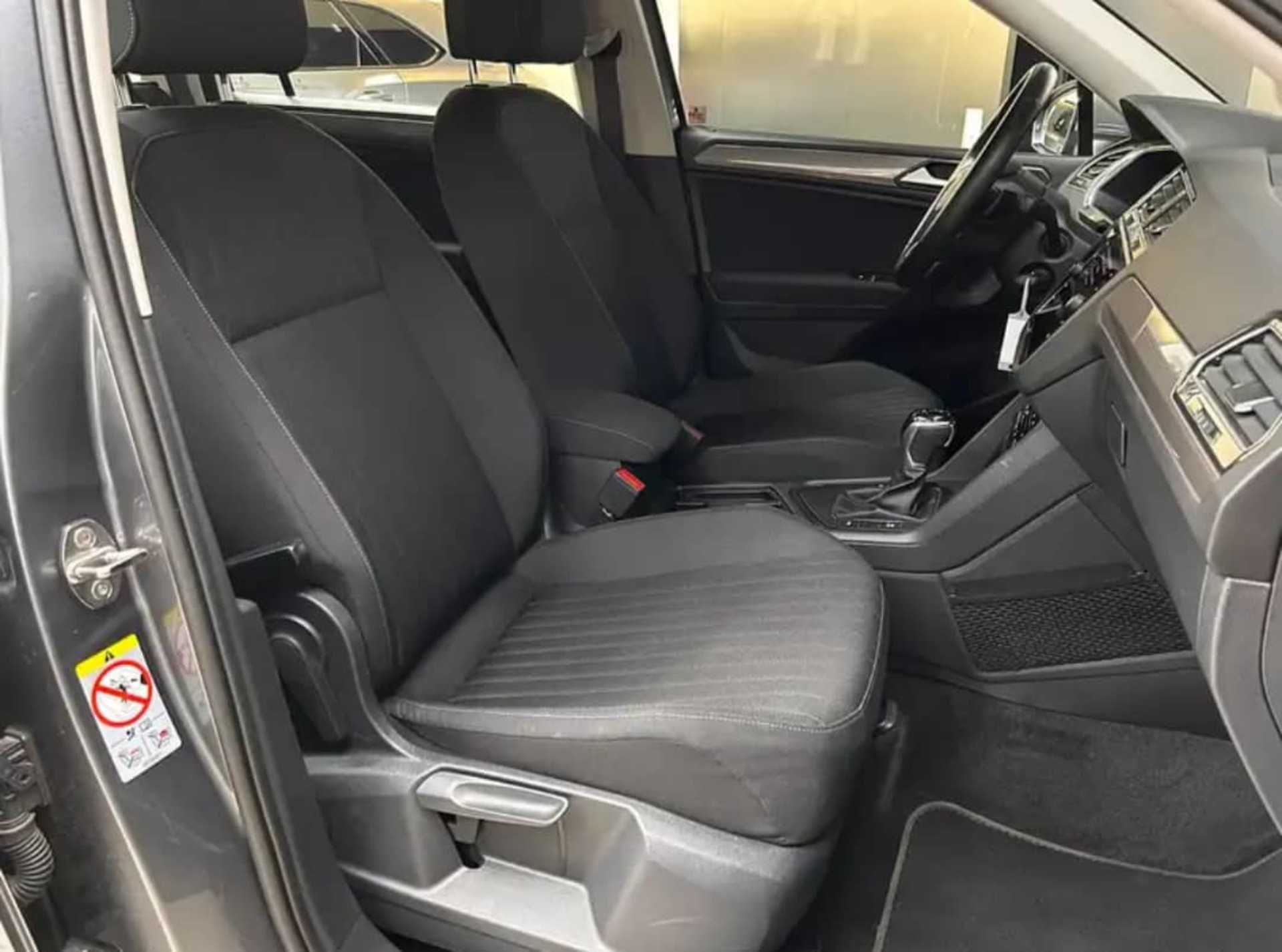Volkswagen Tiguan - 6