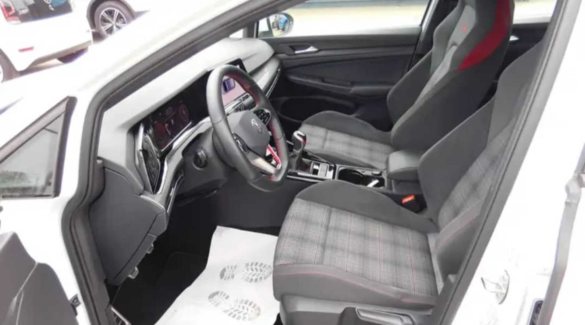 Volkswagen Golf VIII GTI - 6