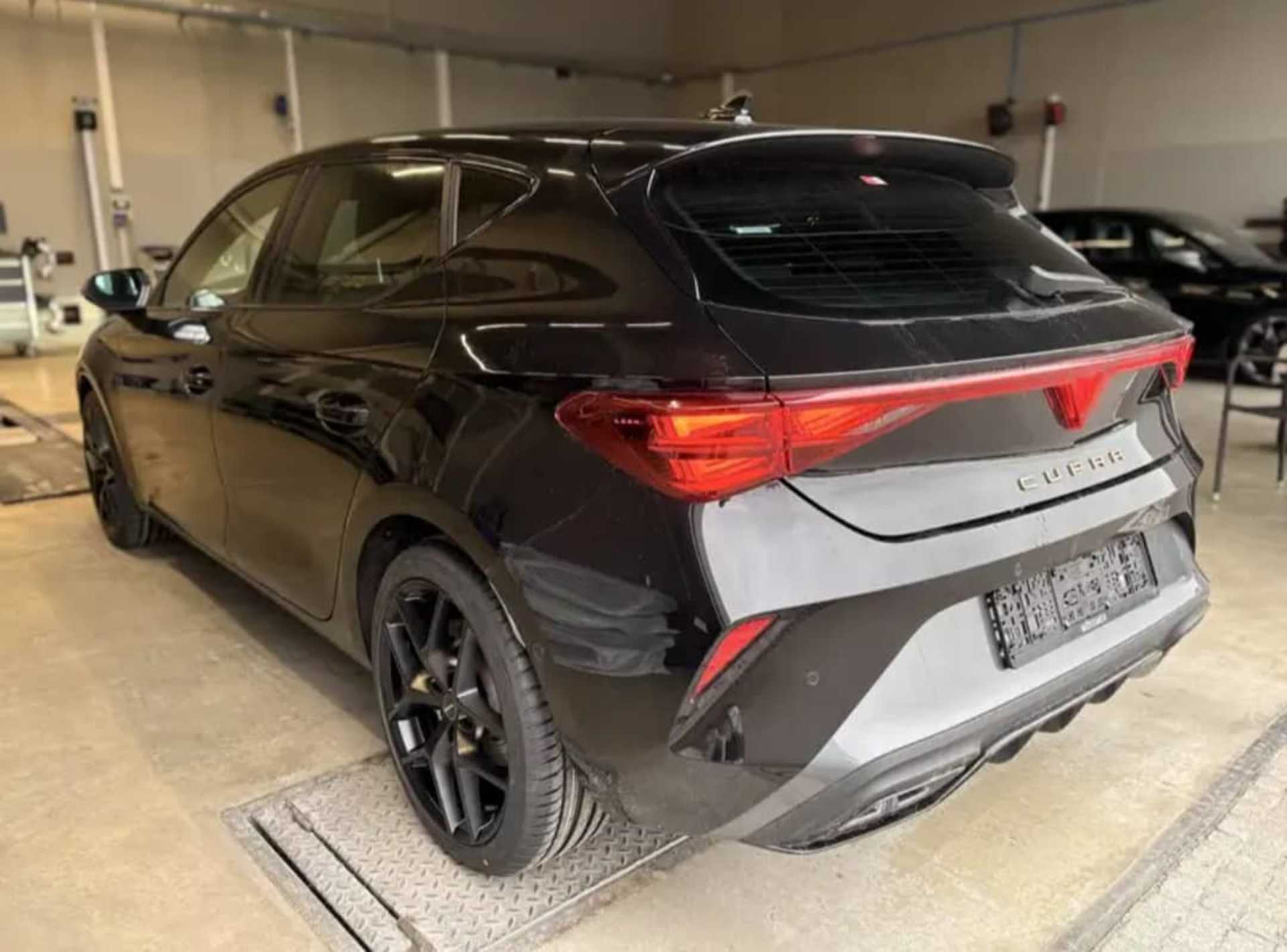 CUPRA Léon - 8