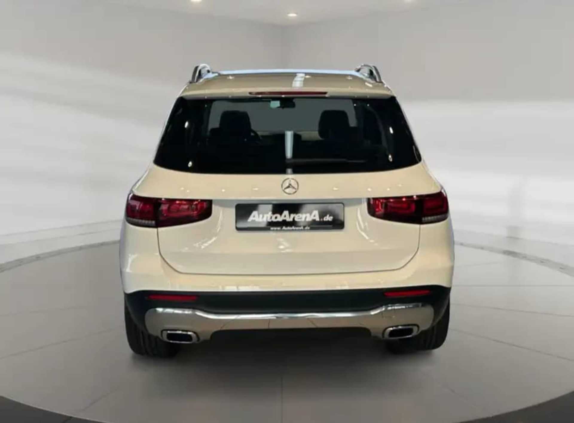 Mercedes-Benz GLB-Class - 10