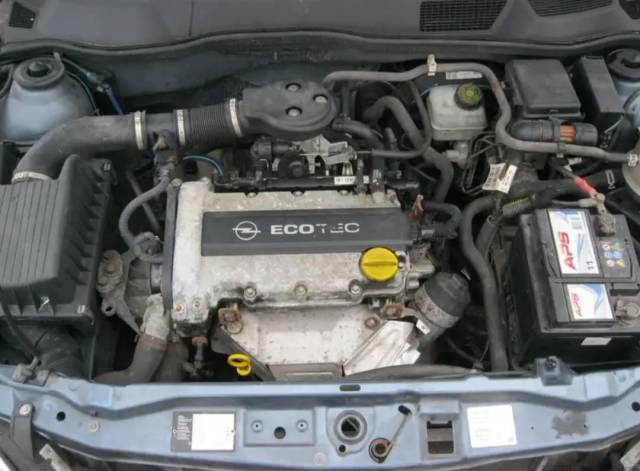 Opel Astra  1.2 Comfort — 6/9