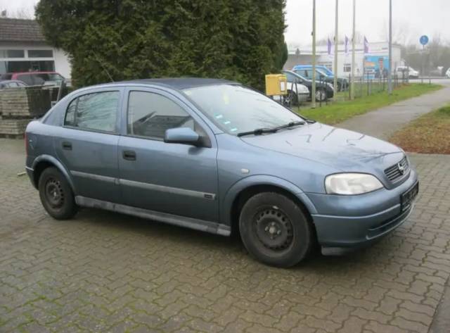 Opel Astra  1.2 Comfort — 8/9