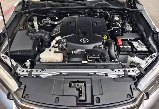 Toyota Hilux REVO D4D — 7/8