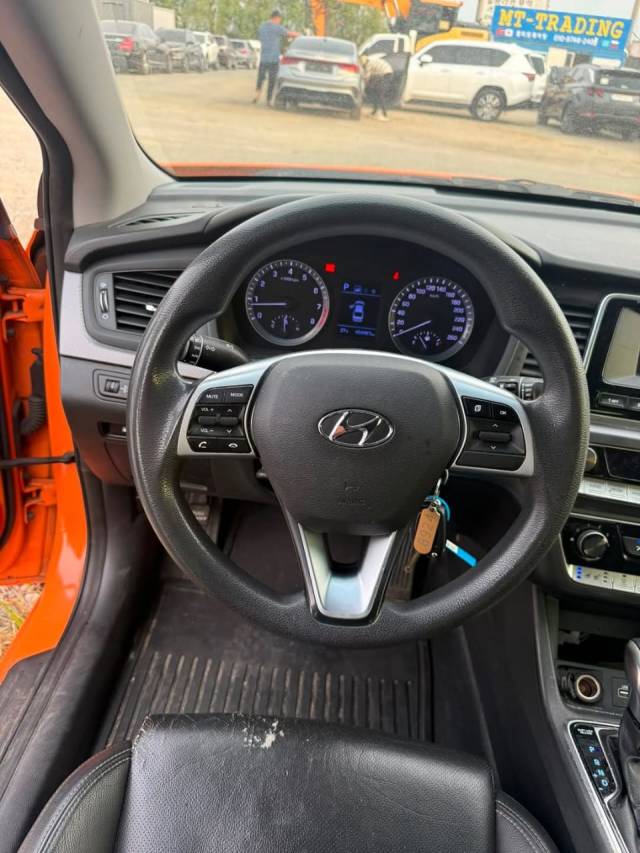 Hyundai Sonata — 2/10