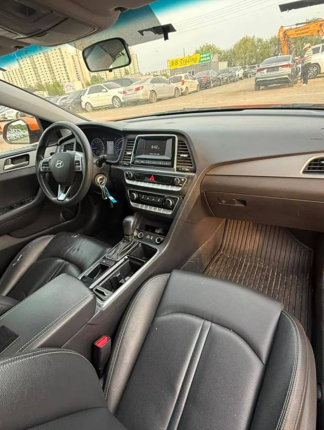 Hyundai Sonata — 5/10