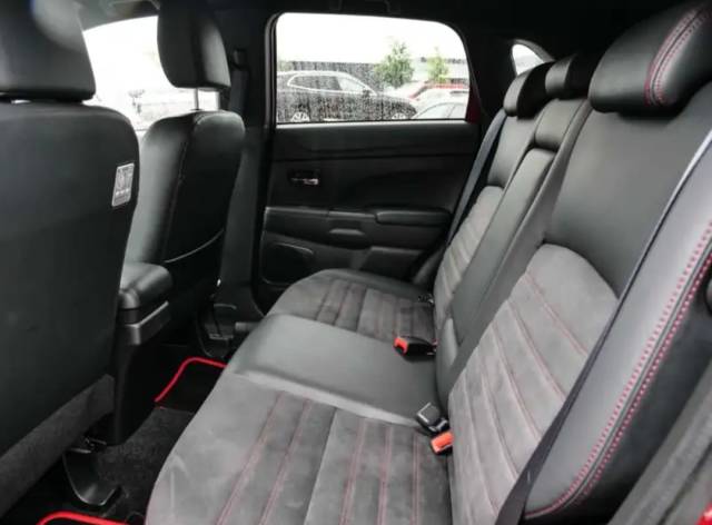 Mitsubishi RVR — 7/10