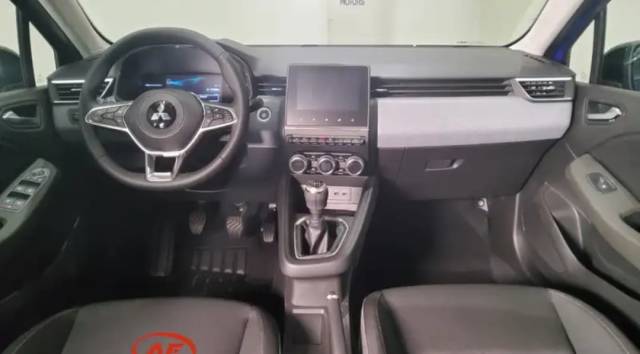 Mitsubishi Colt — 2/10
