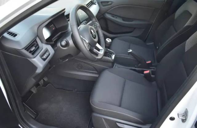 Mitsubishi Colt — 3/10