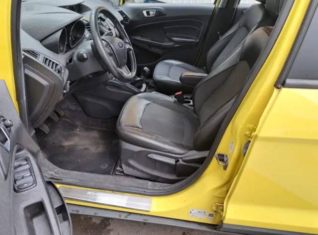 Ford Ecosport — 4/8