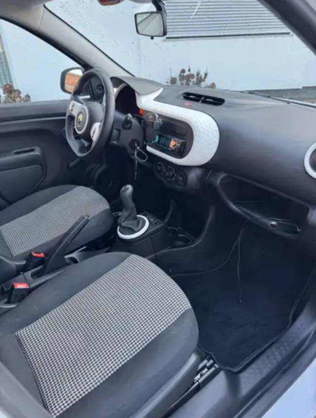 Renault Twingo — 3/9