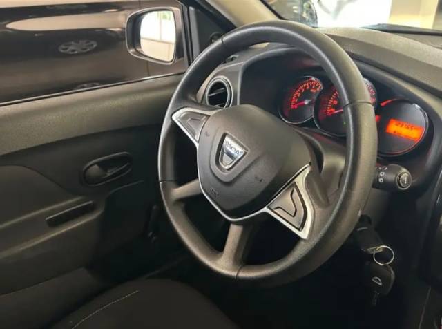 Dacia Sandero — 2/10
