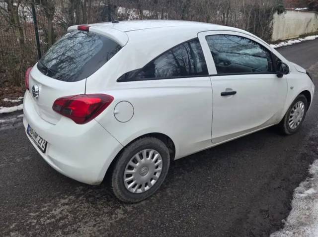Opel Corsa  1.2 On  — 4/6
