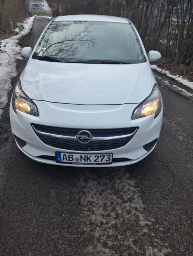 Opel Corsa  1.2 On  — 3/6