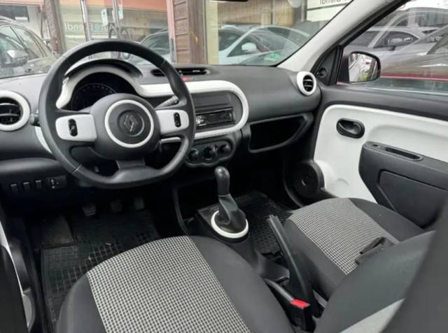 Renault Twingo — 2/6