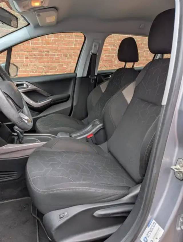 Peugeot 2008 — 5/9