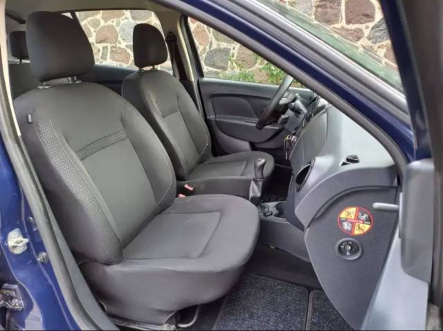 Dacia Sandero — 3/10
