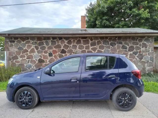 Dacia Sandero — 7/10