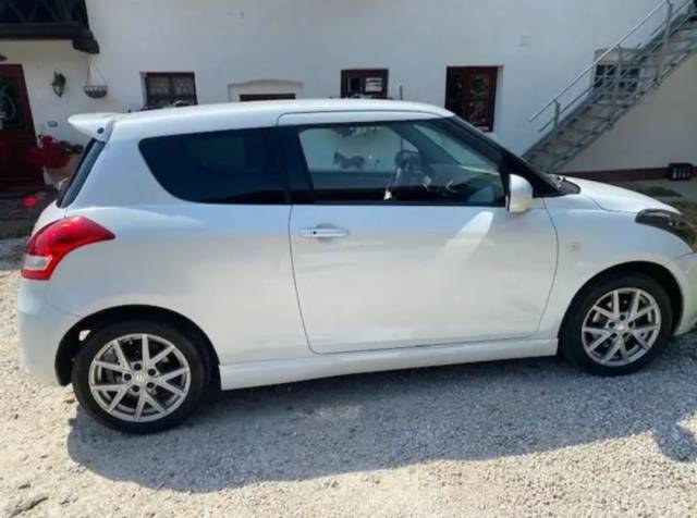 Suzuki Swift — 5/6