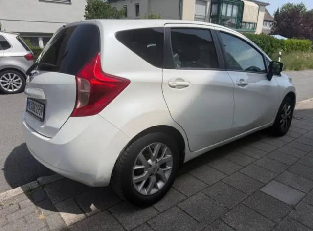 Nissan Versa Note — 8/10