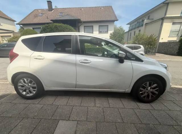 Nissan Versa Note — 5/10