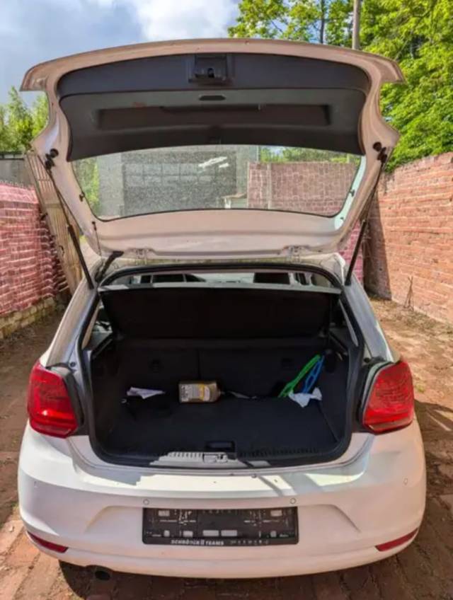 Volkswagen  Polo beats — 8/9