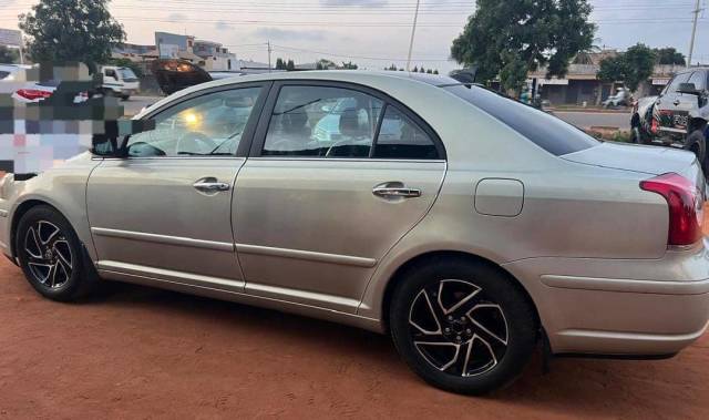 Toyota Avensis — 5/5