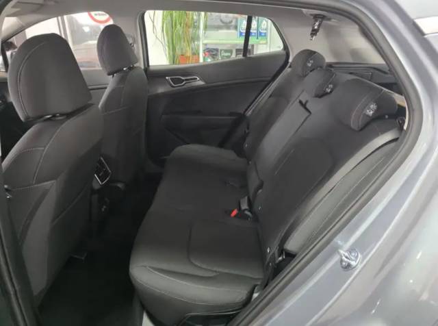 Kia Sportage — 5/9