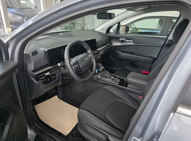 Kia Sportage — 2/9