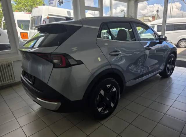 Kia Sportage — 7/9
