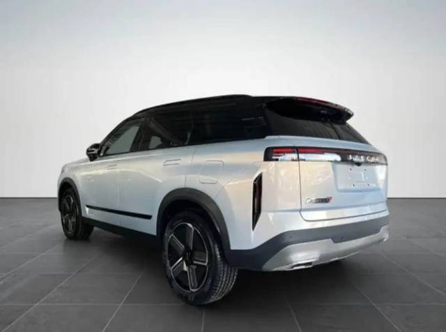 Jaecoo J7 — 9/10