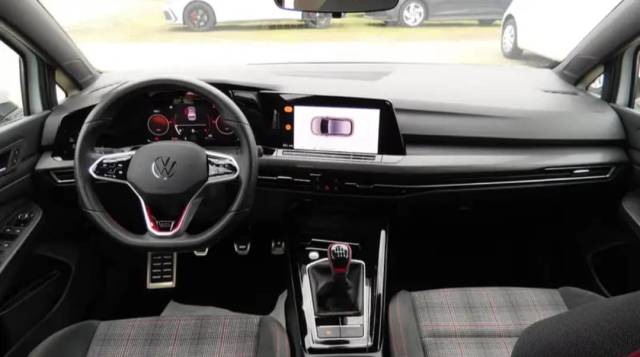 Volkswagen Golf VIII GTI — 2/10