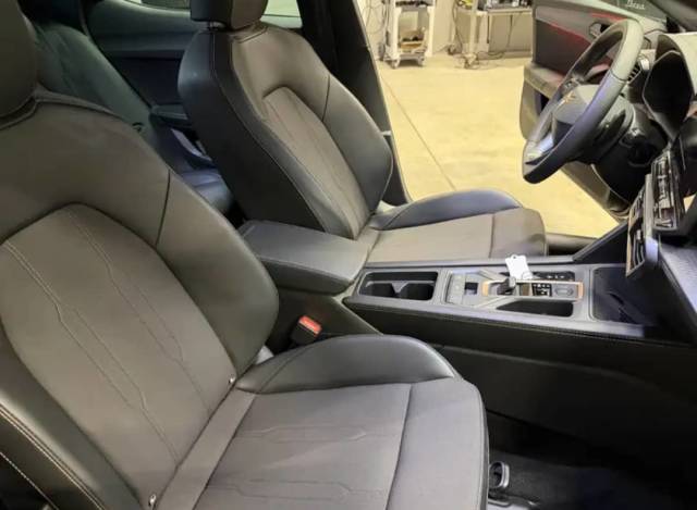 CUPRA Léon — 4/8