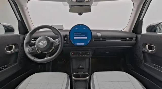 Mini Cooper C — 2/10