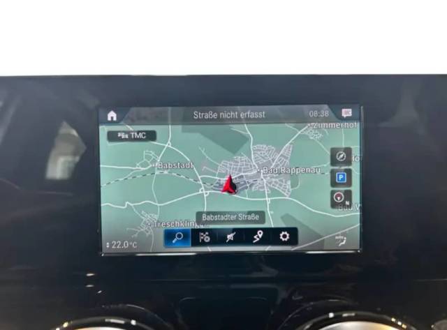 Mercedes-Benz GLB-Class — 4/10