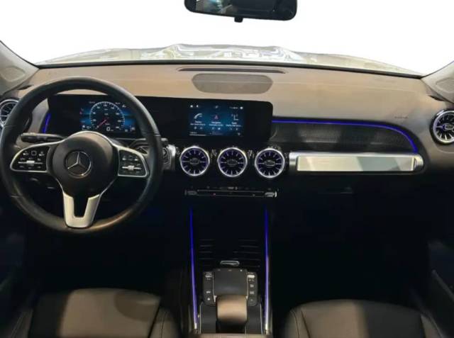 Mercedes-Benz GLB-Class — 2/10