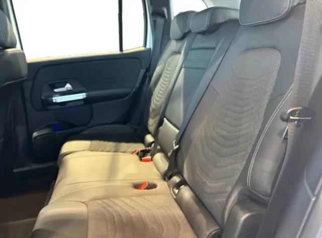 Mercedes-Benz GLB-Class — 6/10