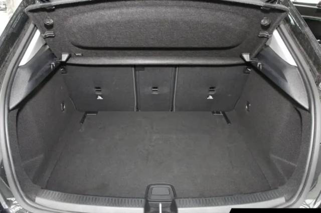 Mercedes-Benz A-Class — 8/9