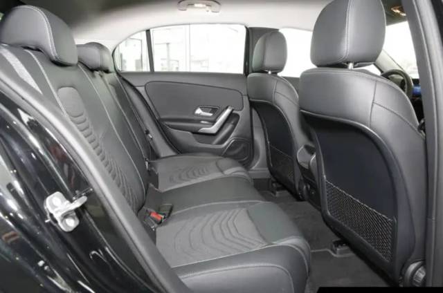 Mercedes-Benz A-Class — 7/9
