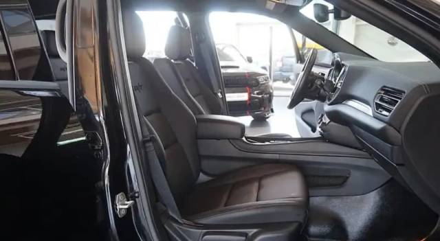 Dodge Durango — 4/10