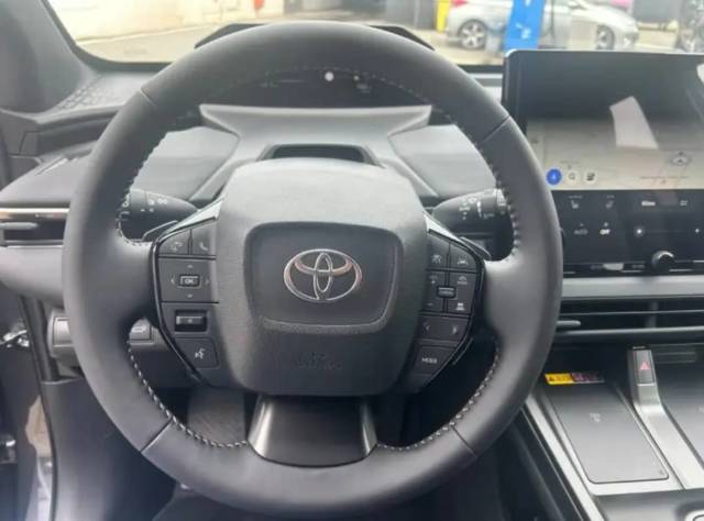 Toyota BZ4X Touring — 2/10