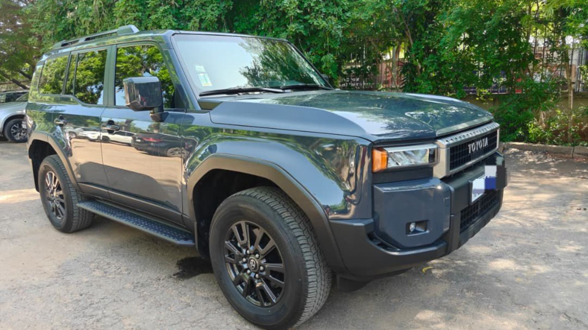 Toyota Land Cruiser PRADO - 1