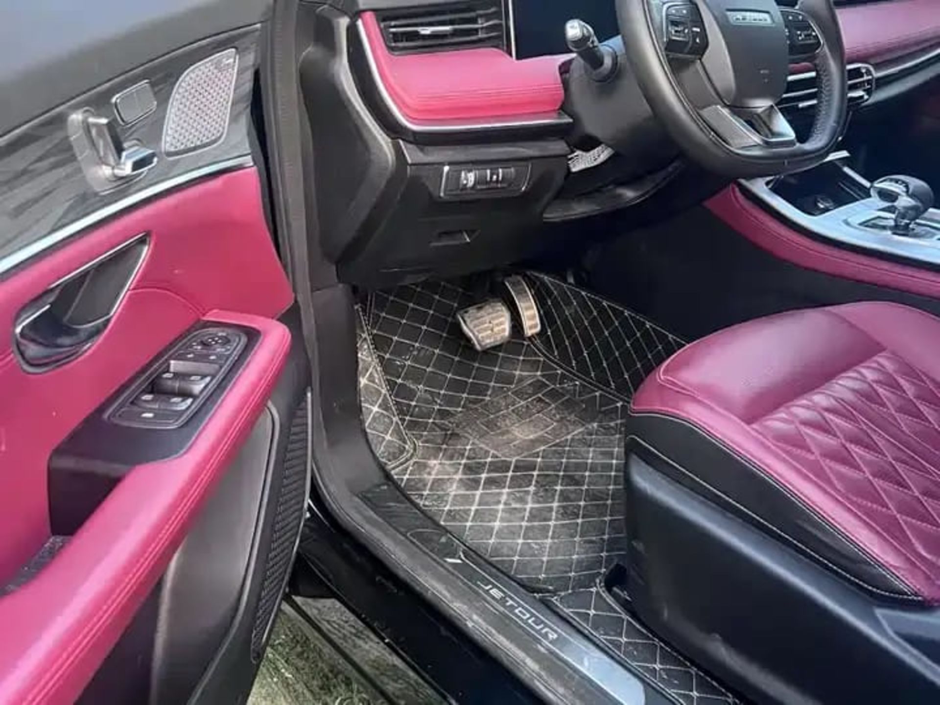 Jetour  X70 PLUS - 3