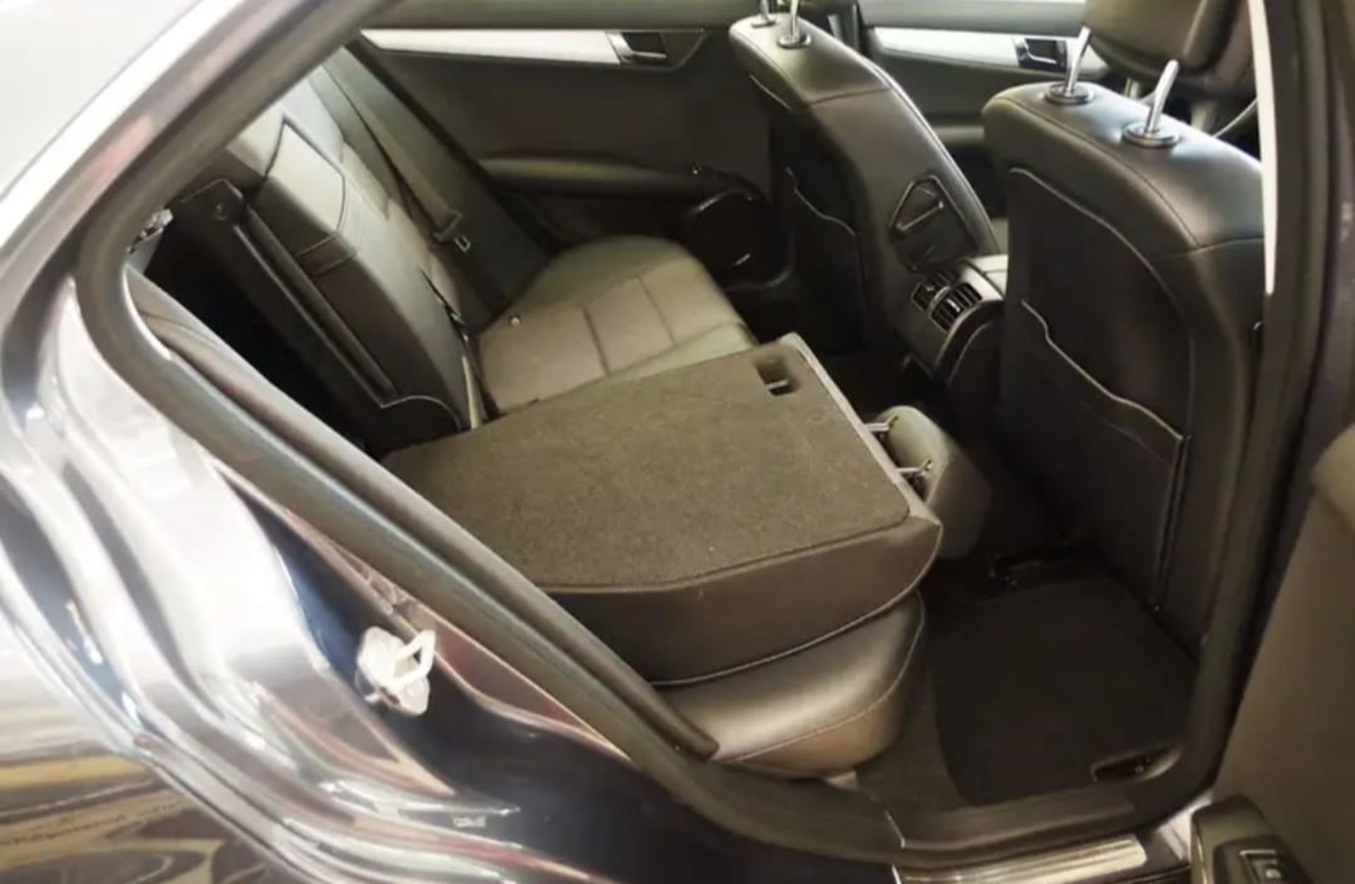 Mercedes-Benz C-Class C - 200 CGI - 5